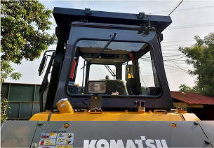 D-85 ESS KOMATSU - CABIN